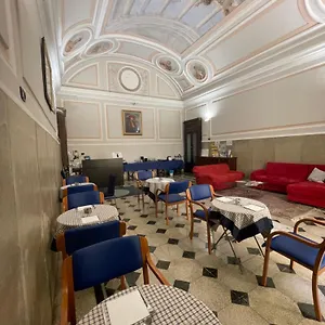 Dante , Napoli Italia
